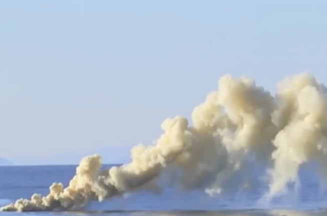 Tin tức quân sự mới nhất ngày 25/12: Tàu chiến Nga phóng ngư lôi giữa lúc căng thẳng với Mỹ