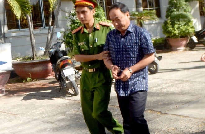 Khởi tố nguyên Phó giám đốc Văn phòng đăng ký đất đai TP.Phan Thiết