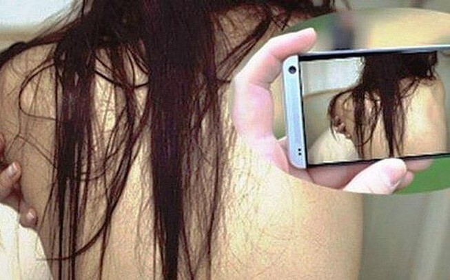 Vụ cô gái 23 tuổi tố bị bạn trai cũ phát tán ảnh