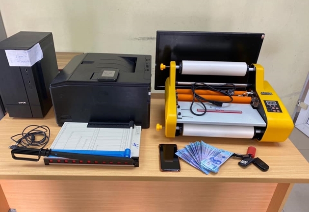 Phá đường dây sản xuất, lưu hành tiền giả mệnh giá 500.000 đồng: Tự in bằng máy in màu và ép nilon