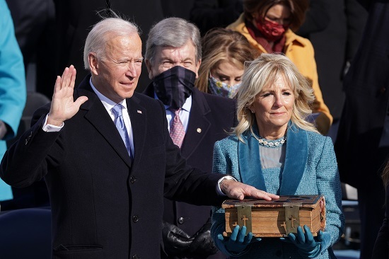 Ông Joe Biden tuyên thệ nhậm chức Tổng thống Mỹ thứ 46 