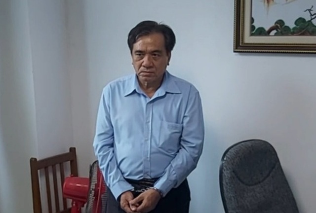 Bắt giữ Chánh Văn phòng sở Y tế Tiền Giang