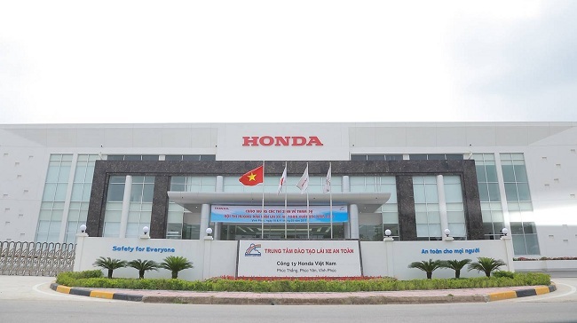 Người Việt giảm mua xe máy, doanh số