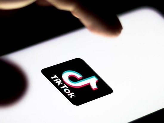Italy yêu cầu TikTok siết chặt người dùng sau vụ bé gái 10 tuổi tử vong do chơi thử thách nguy hiểm