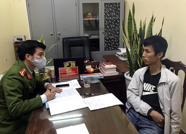 Thái Nguyên: Bắt 9X chém bạn tử vong vì nghi gian lận khi chơi game