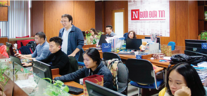 Thanh xuân đời, thanh xuân Báo