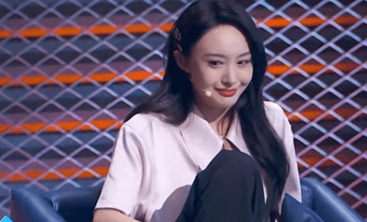 Sao Cbiz sụp đổ hình tượng trong mắt người hâm mộ năm 2020: Nam gọi La Chí Tường, nữ đích thi là Trịnh Sảng