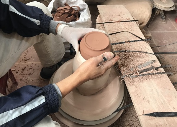 Hé lộ quá trình sản xuất kì công của ấm Tử Sa ở Bát Tràng