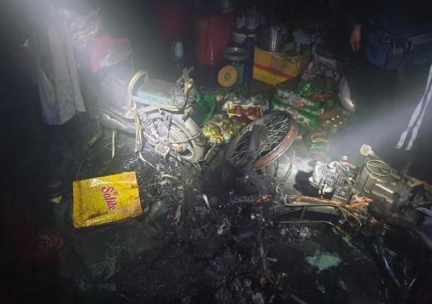 Say rượu, người đàn ông phóng hỏa đốt nhà rạng sáng 30 Tết