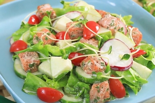 Đang đau đầu giảm cân sau Tết, chị em hãy làm món salad tuyệt đỉnh này