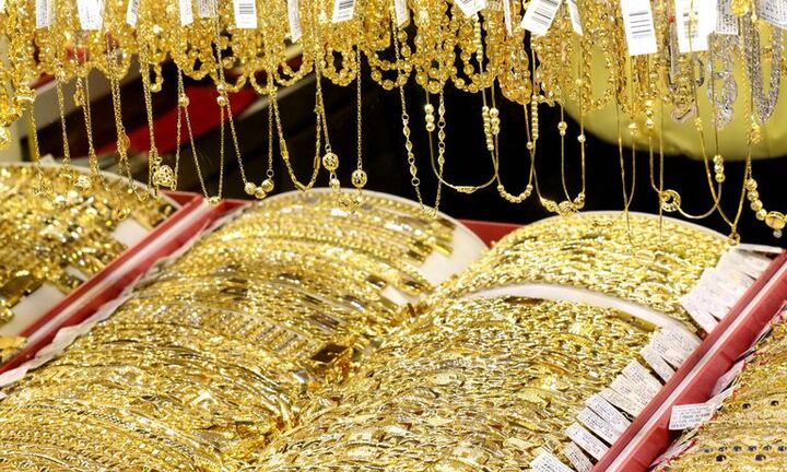 Giá vàng hôm nay 19/2: Trước ngày Thần tài, giá vàng SJC chờ 