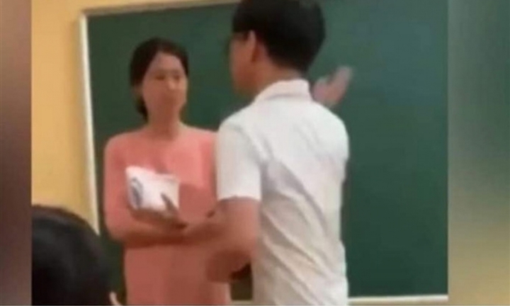 Vụ clip nam sinh tát cô giáo trên bục giảng: Tìm ra tài khoản đưa lên mạng xã hội