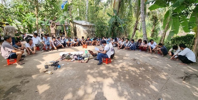 Triệt phá tụ điểm đánh bạc quy mô lớn ở Kiên Giang, 29 đối tượng bị bắt