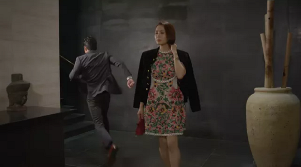 Hướng Dương Ngược Nắng tập 32: Mẹ đột ngột qua đời, Kiên đành để lỡ buổi cầu hôn Châu