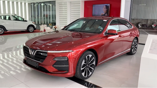 Bảng giá xe VinFast tháng 3/2021: Tiếp tục ưu đãi lệ phí trước bạ, giá thấp nhất là 425 triệu đồng