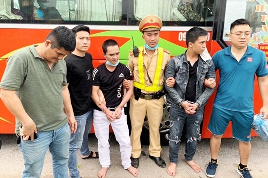 Bắt giữ hai nghi phạm bỏ trốn khỏi nhà tạm giam