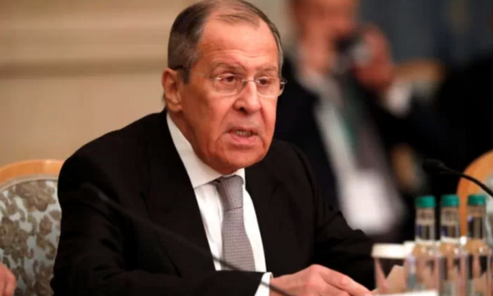 Ngoại trưởng Nga thăm Trung Quốc, kêu gọi hạn chế sử dụng USD