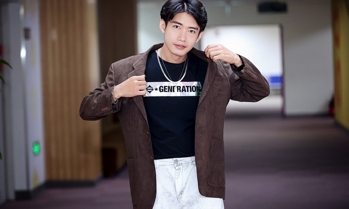 Sau “Vũ điệu rửa tay”, Quang Đăng tiếp tục gây sốt với Vũ điệu hồi sinh