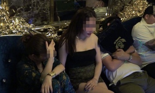 Lại phát hiện hàng chục đối tượng dương tính ma túy tại quán karaoke XO
