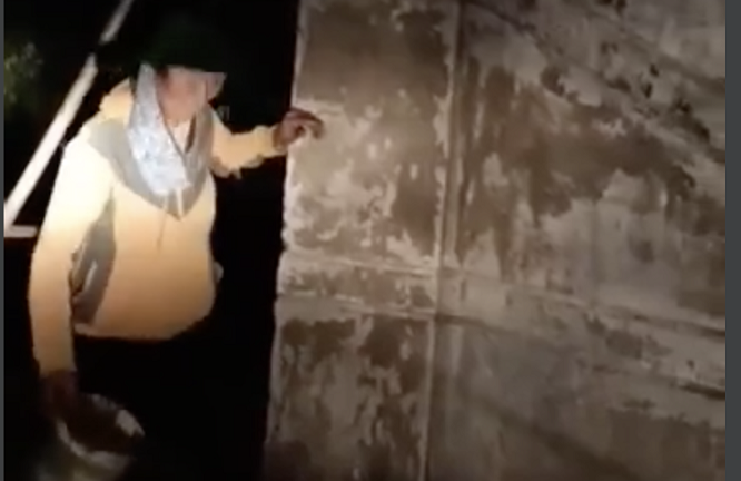 Làm rõ thông tin vụ đổ chất bẩn lên cháu bé 2 tuổi ở Phú Yên