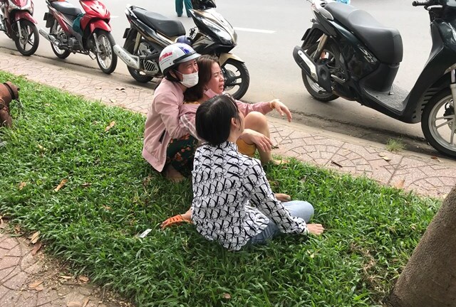 Tin tức tai nạn giao thông ngày 22/4: Mẹ gào khóc bên thi thể con trai tử vong sau va chạm