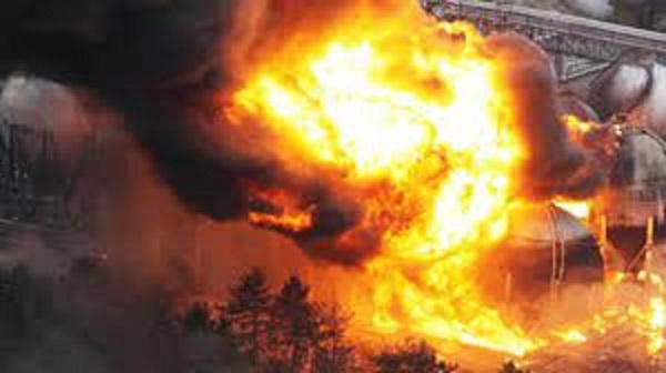 Hỏa hoạn tại nhà máy hóa chất gần thánh địa Qom của Iran, ít nhất 2 người bị thương