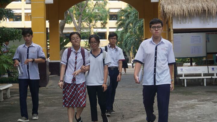 Nóng: Học sinh TP.HCM dừng đến trường từ ngày 10/5