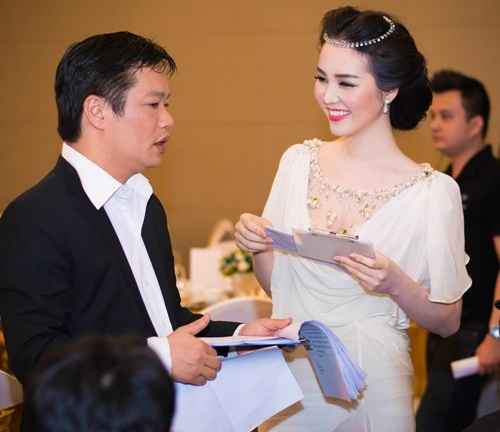 Thụy Vân hóa thân thành nữ thần trong truyền thuyết Hy Lạp cổ đại