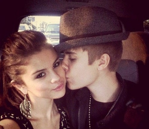 10 điều ngọt ngào Justin Bieber dành cho Selena Gomez