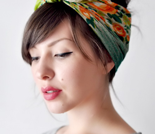 Biến tấu thành các kiểu tóc cá tính với khăn turban chào Hè