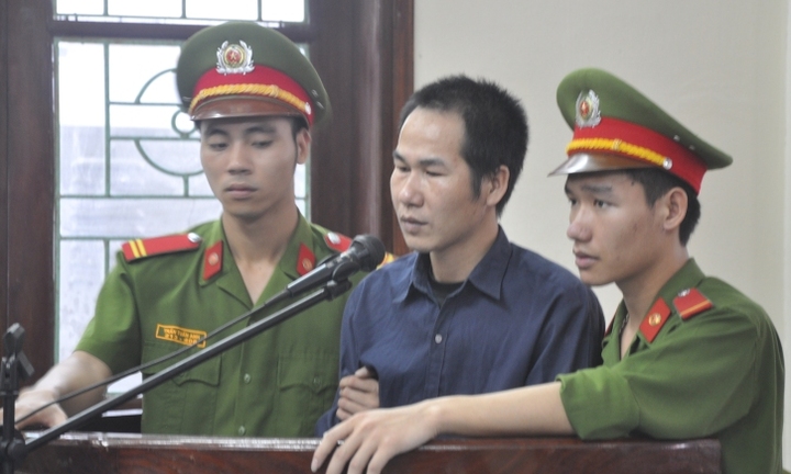 Ác thủ dùng chân tủ giết cả nhà người yêu để cướp tài sản