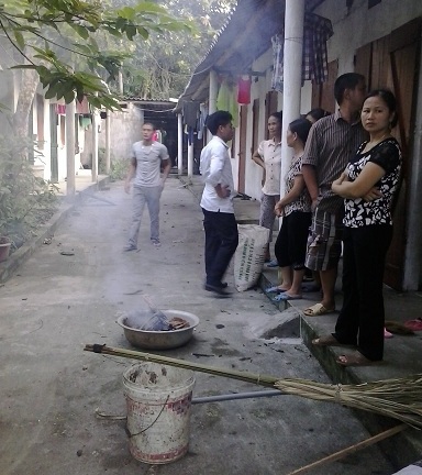 Chồng ôm mìn đến gặp vợ tự sát vì không “nối lại tình xưa”