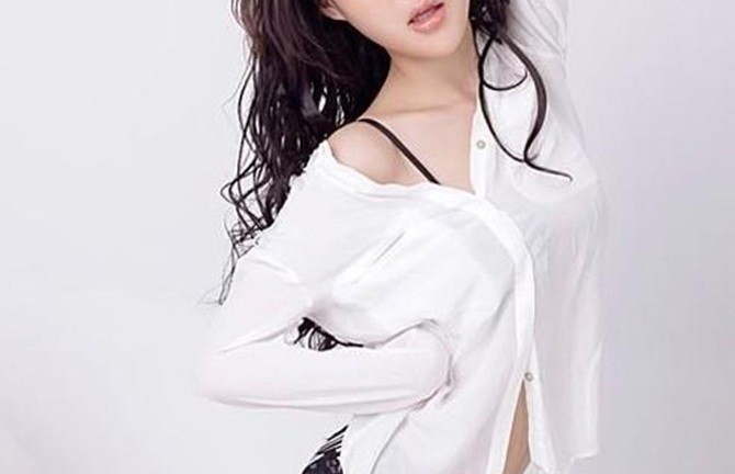 Quá khứ tai tiếng của kiều nữ Trung Quốc chuyên khoe thân