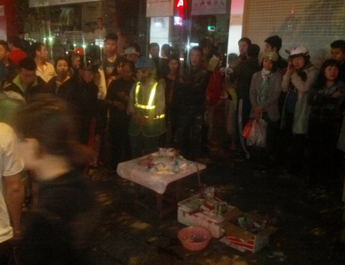 Hà Nội: Phát hiện xác hài nhi 6 tháng tuổi trong thùng rác