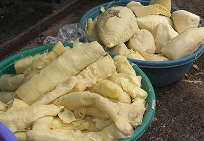 Bún chứa hàn the đến măng chua ngâm axít: Dân còn biết ăn gì?