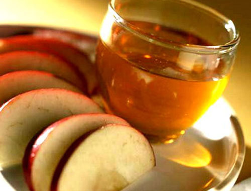 Chiêu làm trắng răng không cần tới gặp nha sĩ