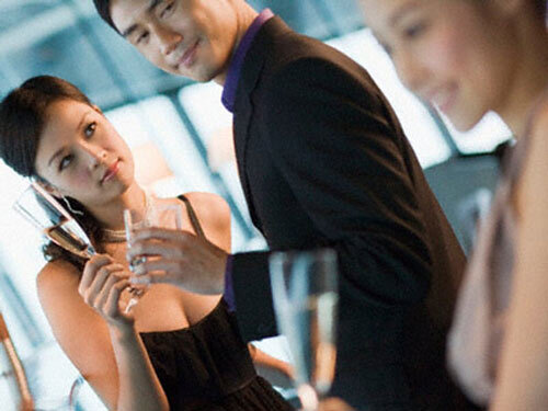 Phạt tiền có ngăn nổi… ngoại tình?