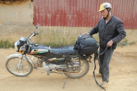 Kinh hãi những chuyến xe ôm  “ngàn cân treo sợi tóc”