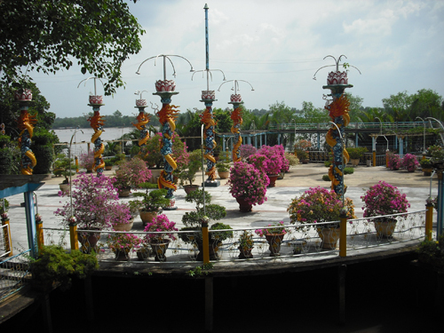 Chuyện ông Đạo Dừa từng bị giặc Pháp dọa giết vì giống... người Nhật