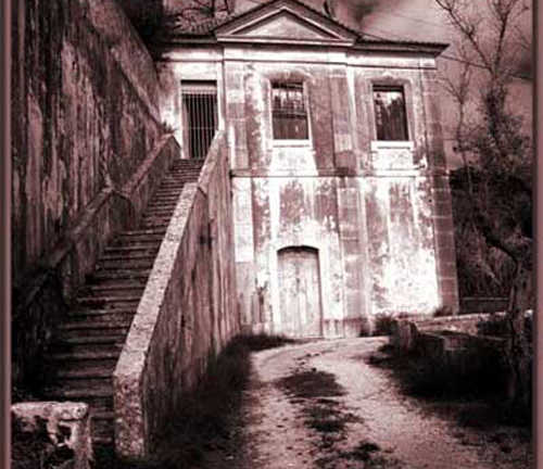 Kết cục thê thảm vì lạm dụng bùa ngải của người đẹp nổi danh Tư Nhị