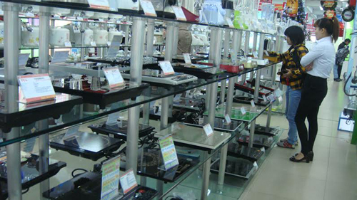 Bếp từ, bếp hồng ngoại giá rẻ: Được “ăn cả”,  ngã... mất tiền