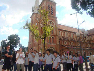 Giải pháp nào đảm bảo an toàn cho du khách khi đến với TP.HCM?