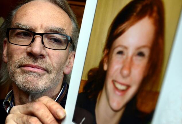 Thiếu nữ xinh đẹp tự vẫn vì bị chế giễu tóc vàng hoe