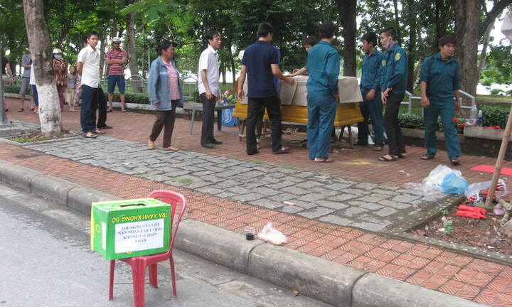 Huế: Phát hiện xác phụ nữ trên sông Hương, thi thể nhiều vết tím 