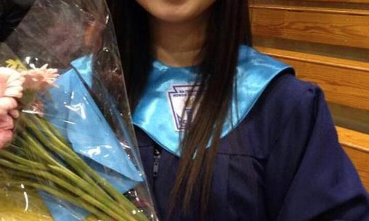 Nữ sinh rơi từ tầng 8 xuống đất tử vong khi chụp ảnh