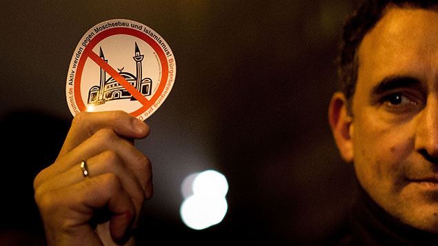 Cảnh sát Đức cấm người dân biểu tình chống Hồi giáo