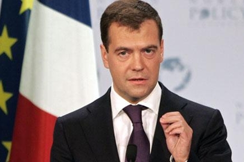 Ukraine truy nã TT Yanukovich, Nga phẫn nộ