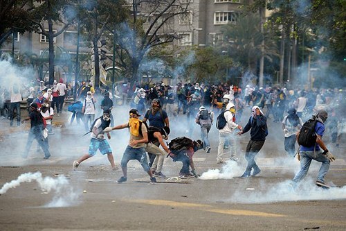 Biểu tình bạo lực ở Venezuela, 34 người thiệt mạng