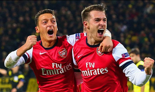 23h10 ngày 10/11, Man United vs Arsenal: Kéo sập Old Trafford?