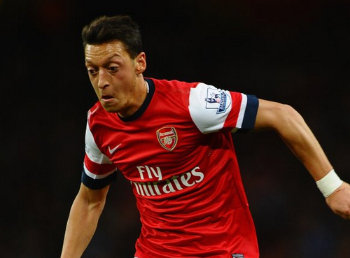 Arsenal có hối hận khi mua Ozil?
